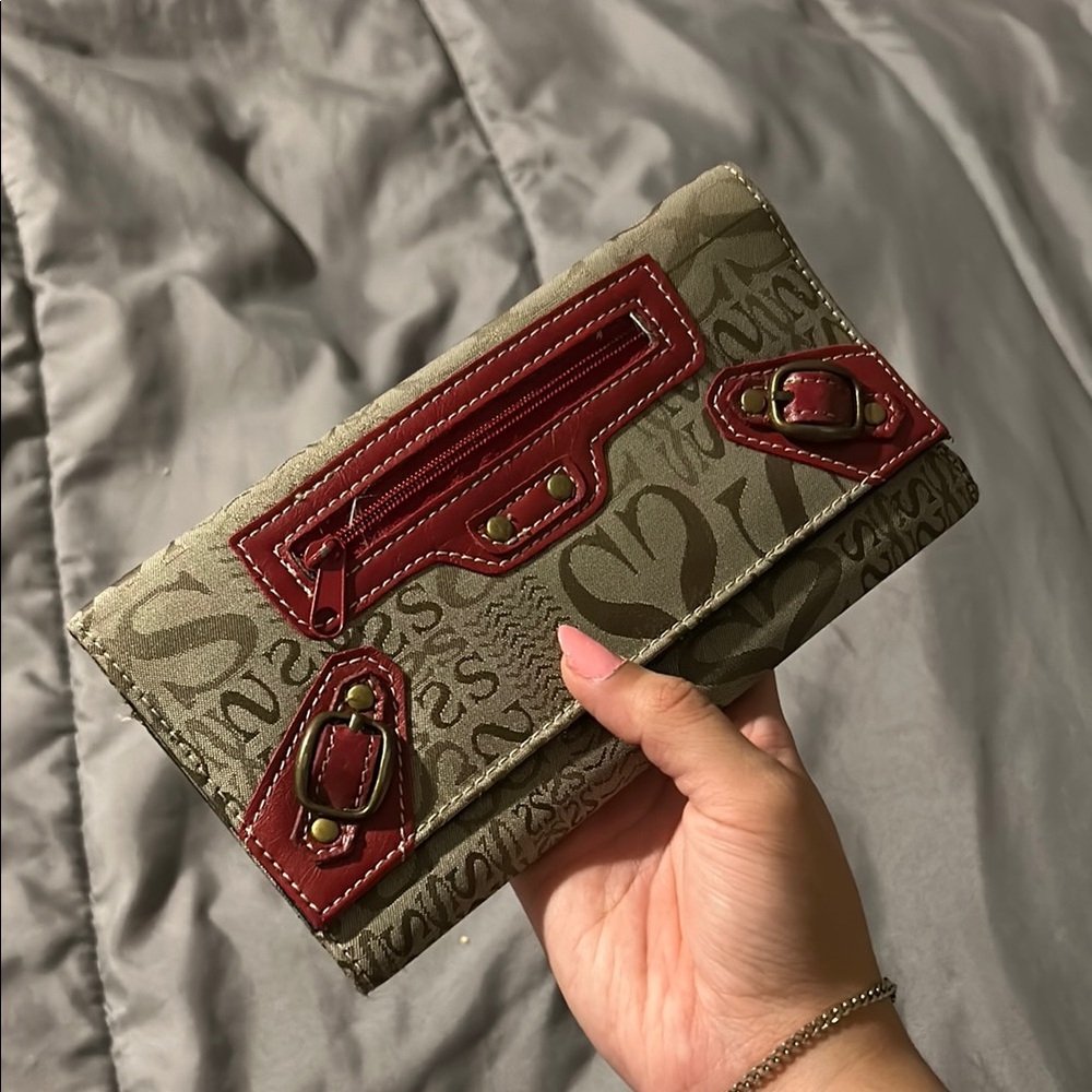 Stylish Red and Brown Women's Wallet NWOT